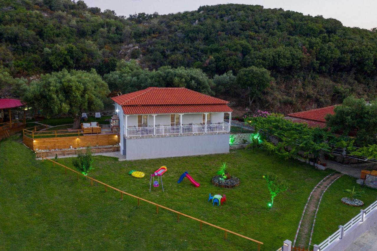 Studios Vagelis Kalamítsion Exteriör bild