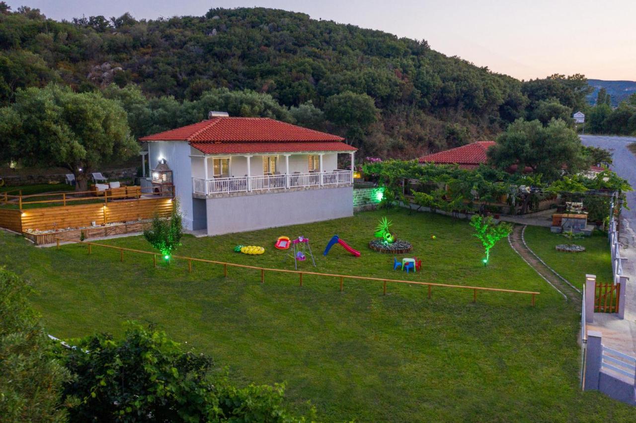 Studios Vagelis Kalamítsion Exteriör bild
