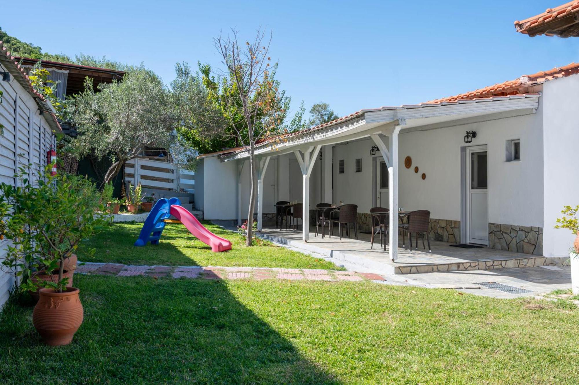 Studios Vagelis Kalamítsion Exteriör bild